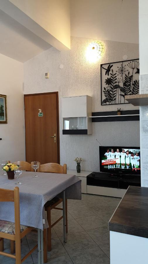 Apartments Vitalia Premantura Eksteriør bilde