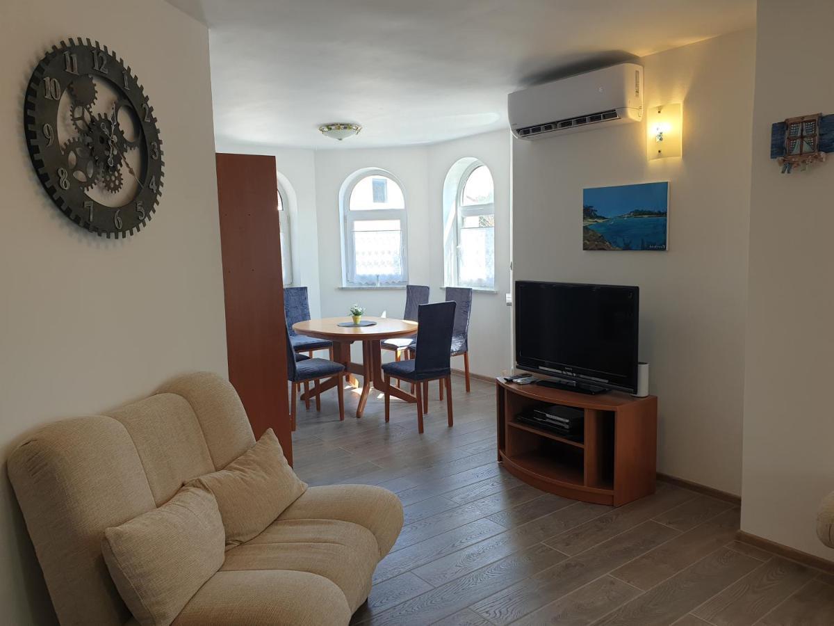 Apartments Vitalia Premantura Eksteriør bilde