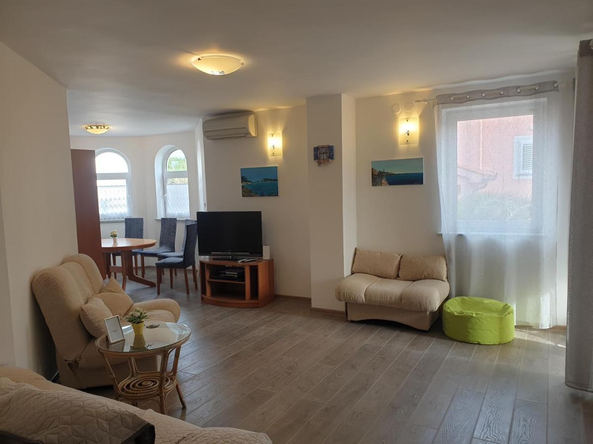 Apartments Vitalia Premantura Eksteriør bilde